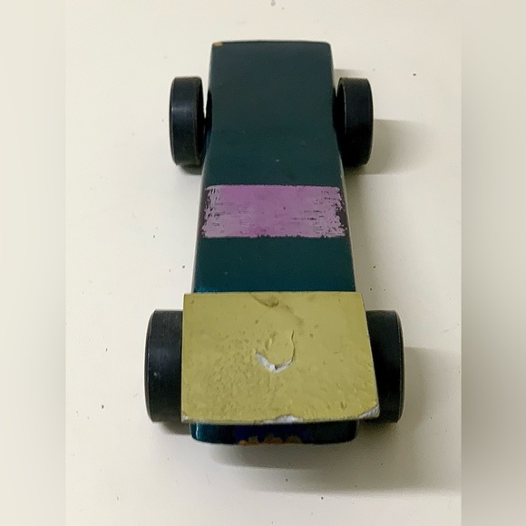 1983 Vintage Hand Crafted Homemade Pinewood Derby Race Car - Picture 5 of 8